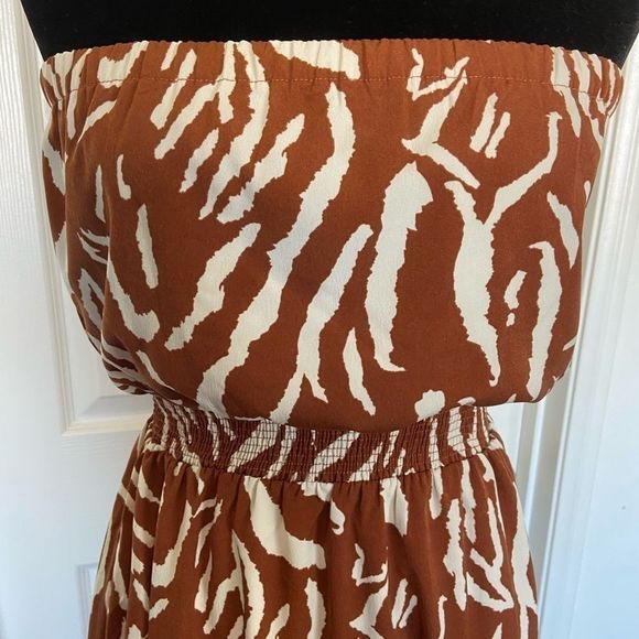 “HELOISE” Zebra print tube maxi dress - Picture 7 of 10